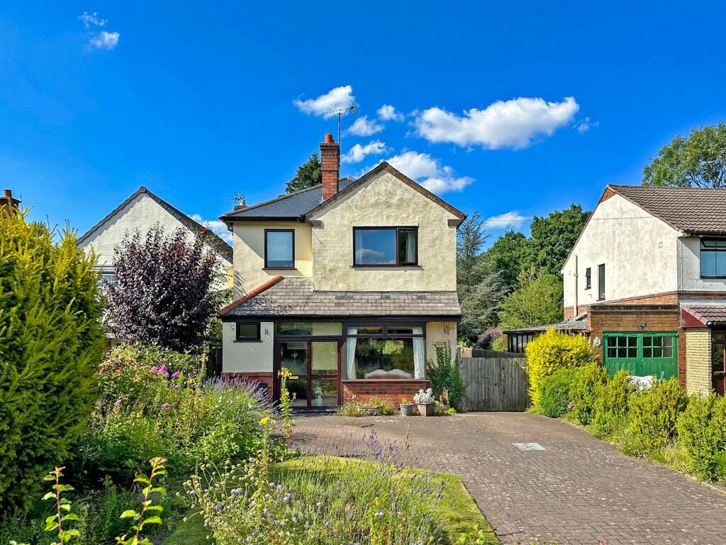 Image of 3 bedroom detached house for sale in Langley Road, Wolverhampton, WV4 post in Wolverhampton West Midlands England