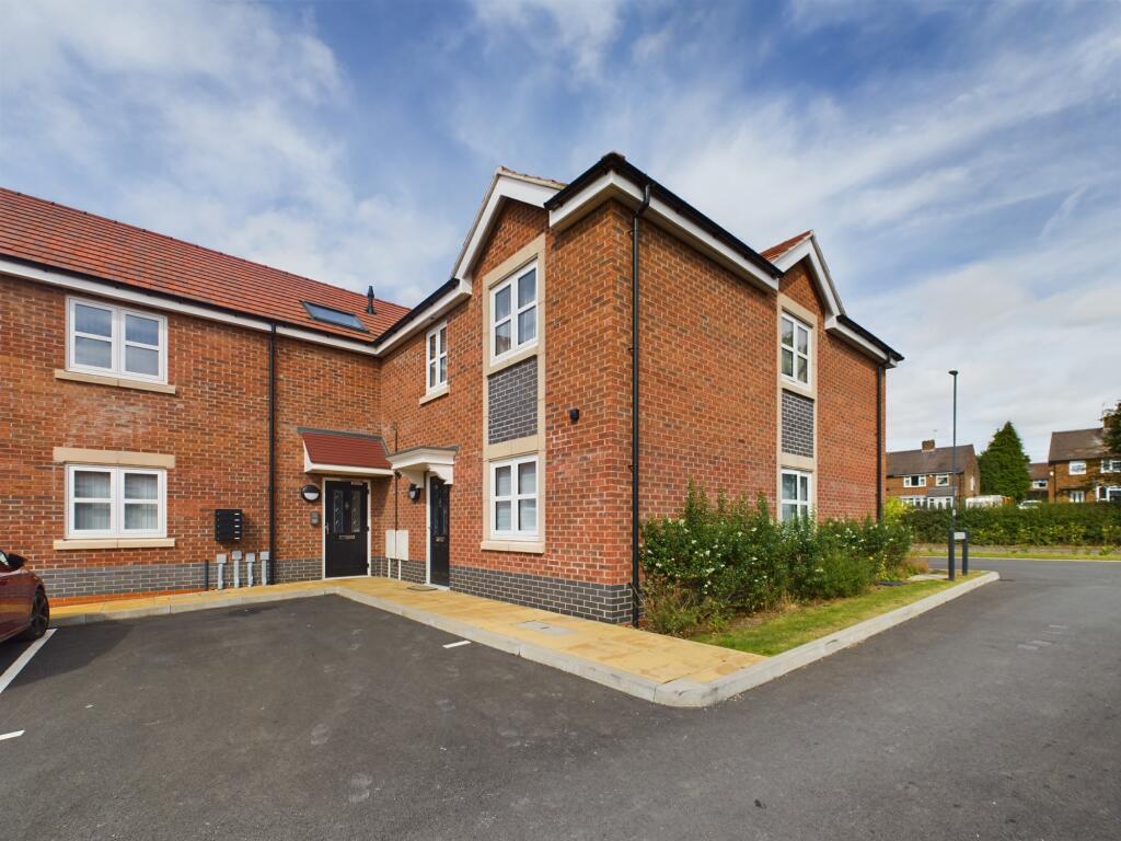Image of 1 bedroom apartment for sale in Pintle Place, Spondon, DE21 post in Derby Derbyshire Inghilterra