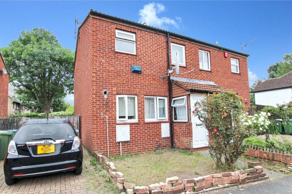 Image of 3 bedroom semi-detached house for sale in Manordene Road, Thamesmead, London, SE28 post in Bexley London England