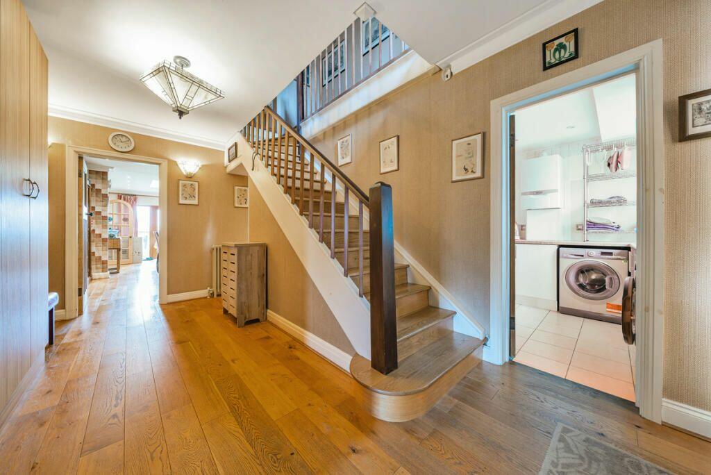 Image of 4 bedroom detached house for sale in Hillbrow Road, Bromley, BR1 4JL, BR1 post in Lewisham London England