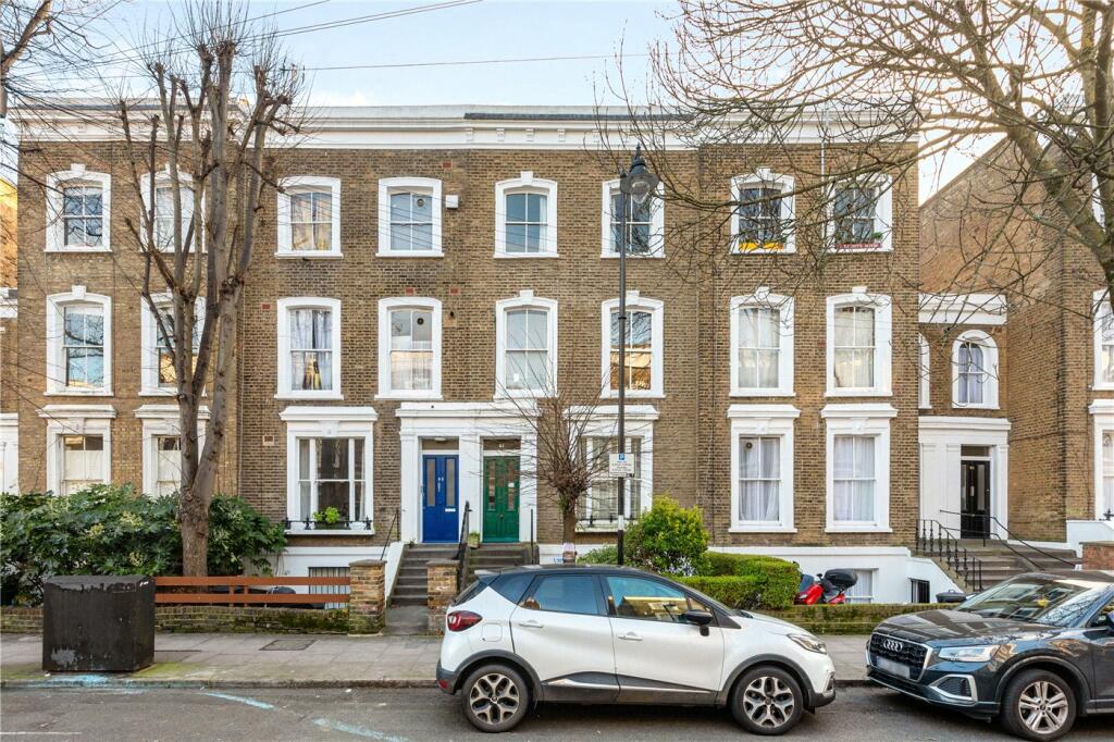 Image of 2 bedroom apartment for sale in Northchurch Road, London, N1 post in Islington London Inghilterra